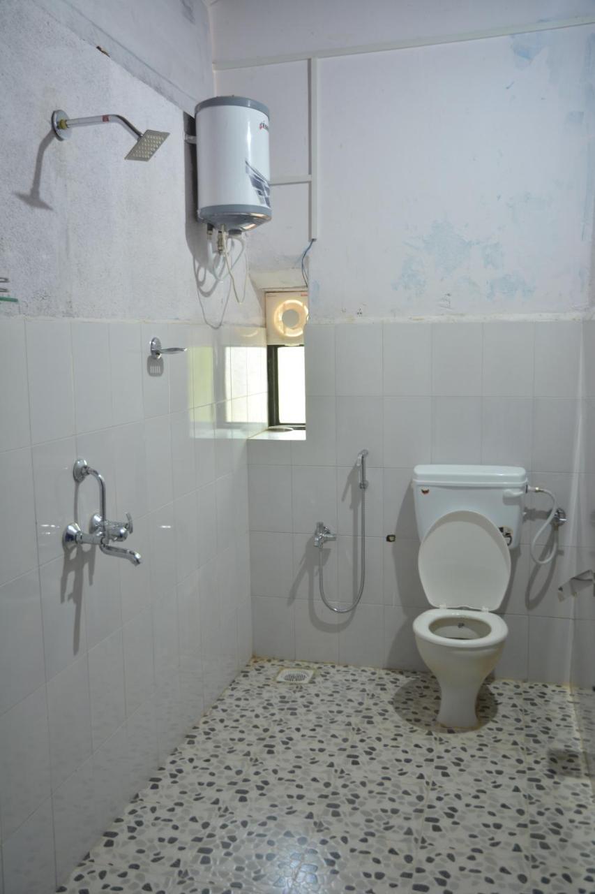Folklore Hostel Goa Вагатор Екстериор снимка