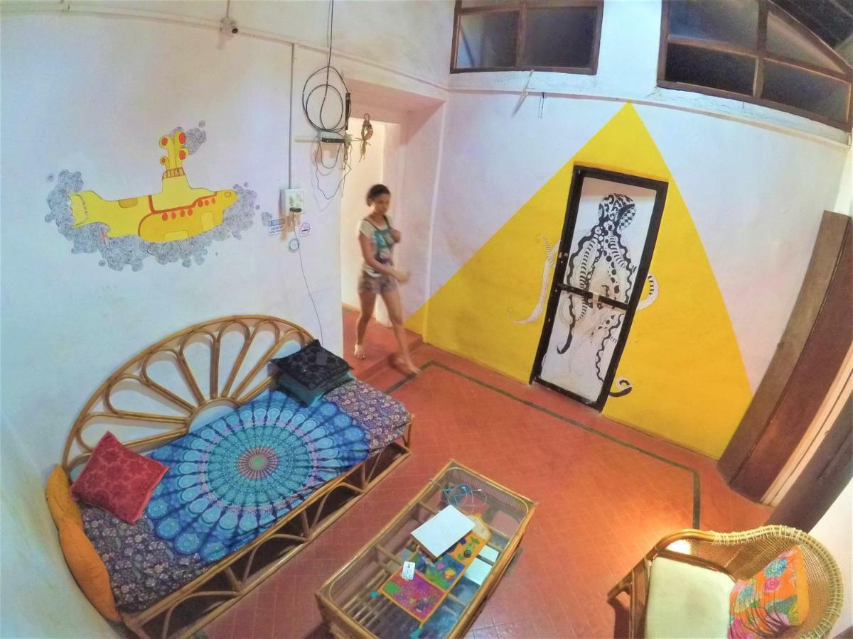 Folklore Hostel Goa Вагатор Екстериор снимка
